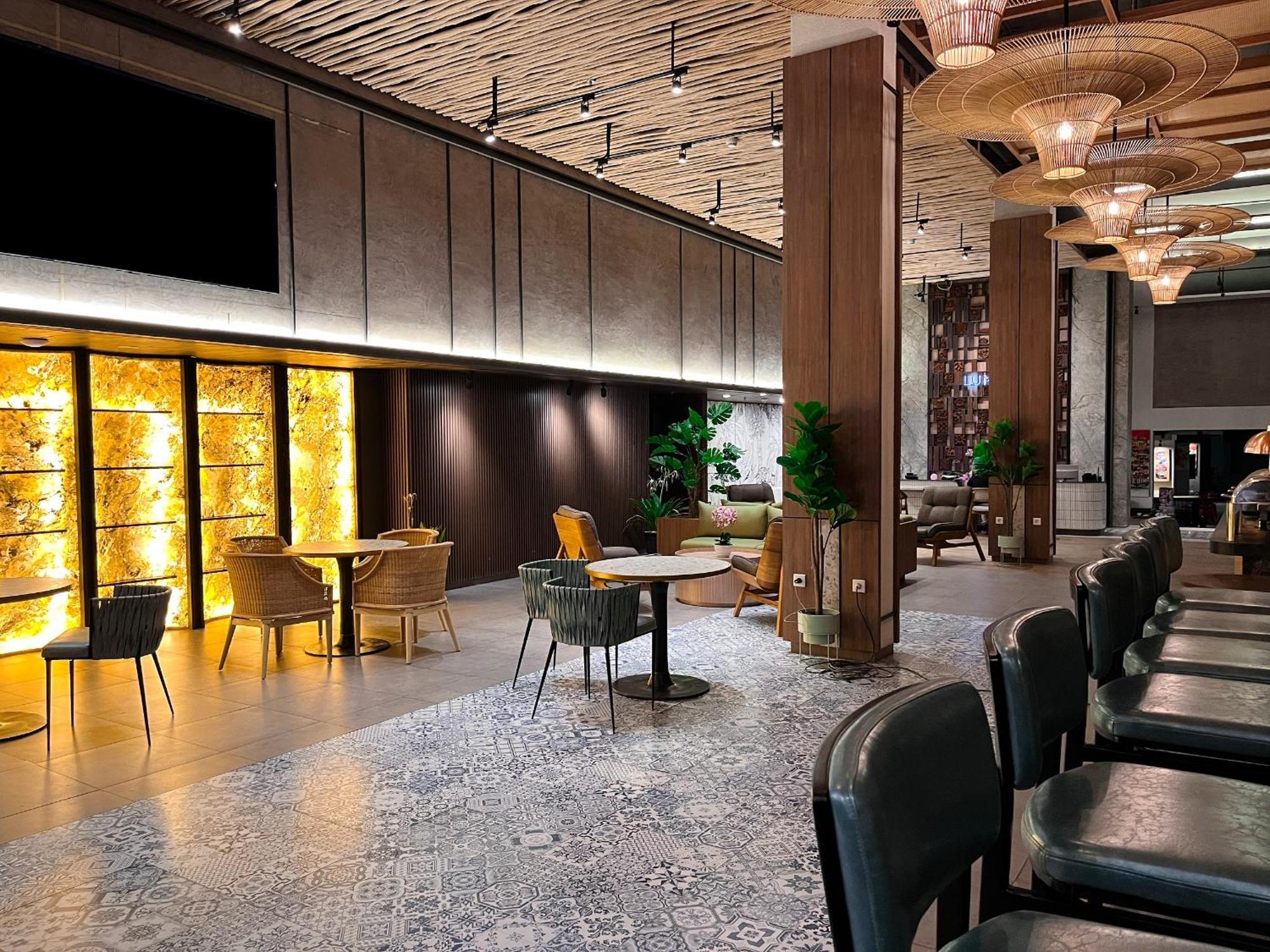 Luminor Hotel Legian Seminyak - Bali Zewnętrze zdjęcie