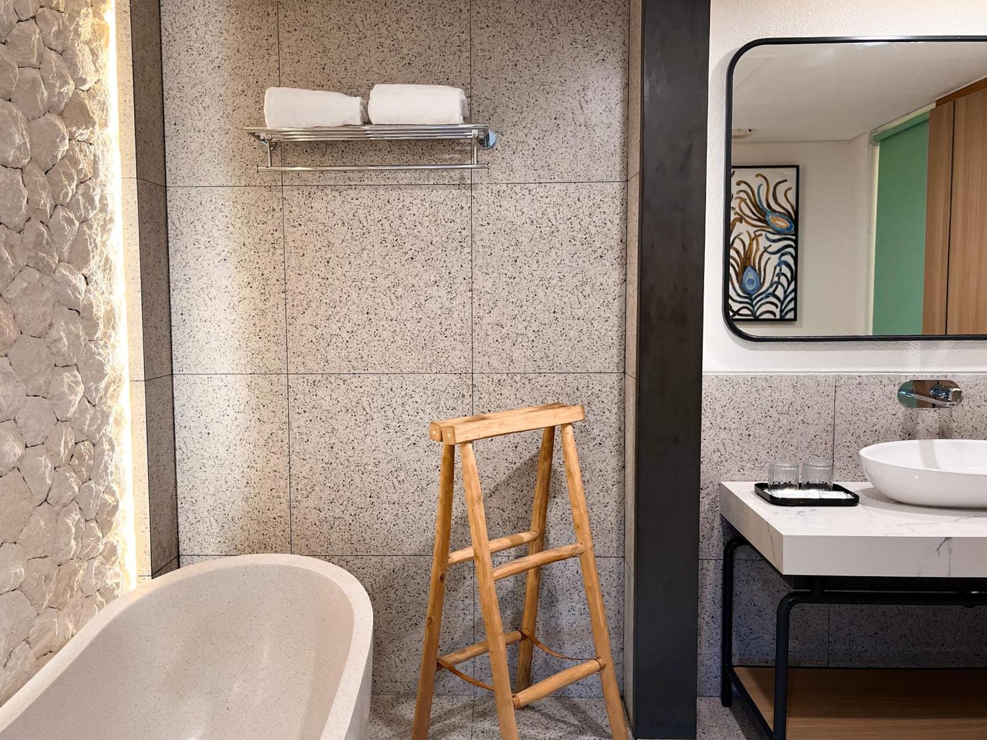 Luminor Hotel Legian Seminyak - Bali Zewnętrze zdjęcie